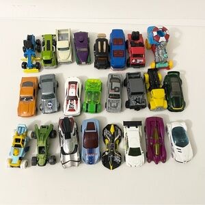 Lot of 24 Die-Cast Cars Hot Wheels Matchbox Toy Cars